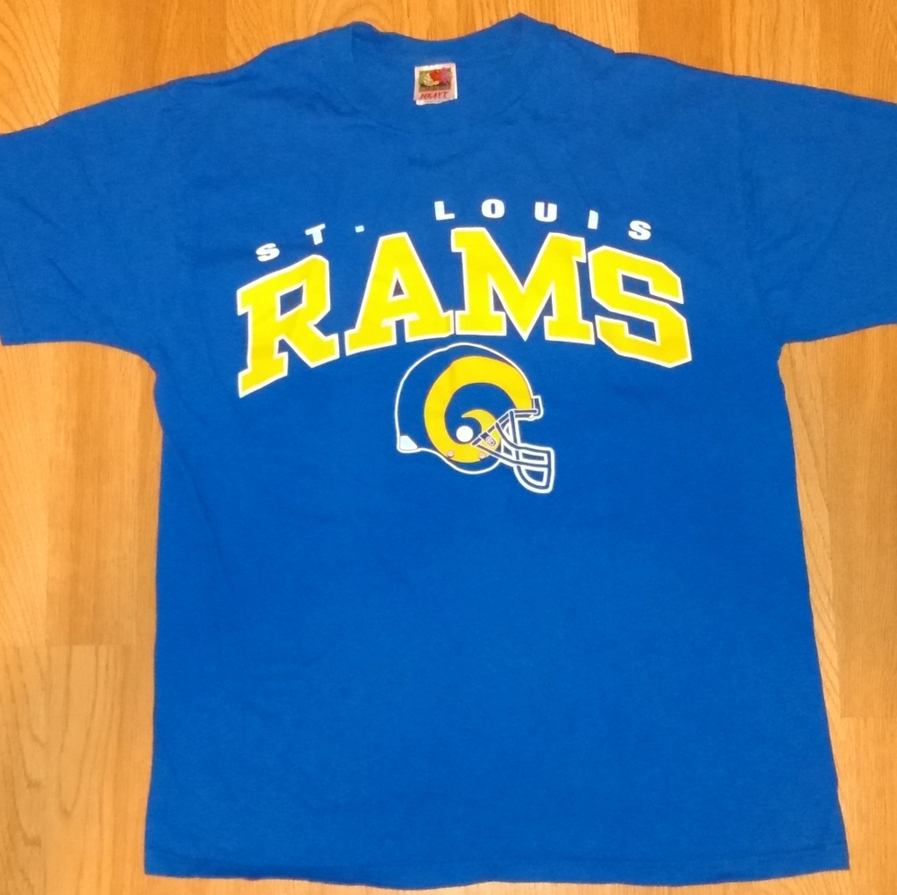St Louis RAMS T-Shirt, Size L (fits like a medium)